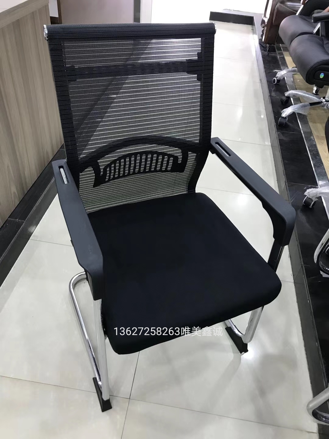 鋼架網(wǎng)面弓字椅WM-BX-030